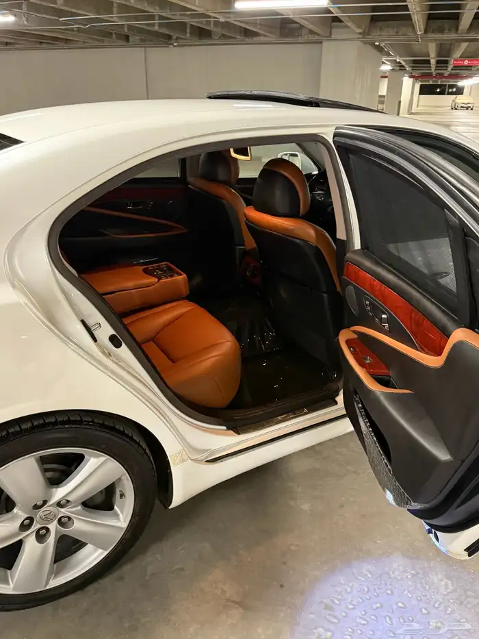 لكزس LS460 L 2012 ( سعودي ) 23