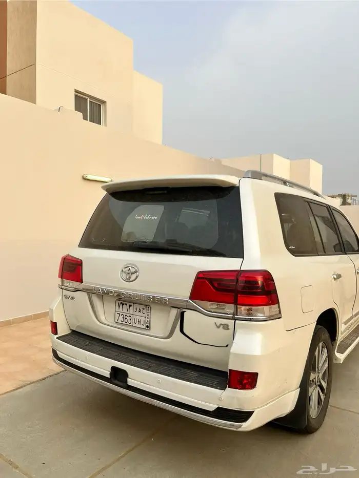 لاندكروزر GXR عالشرط 3