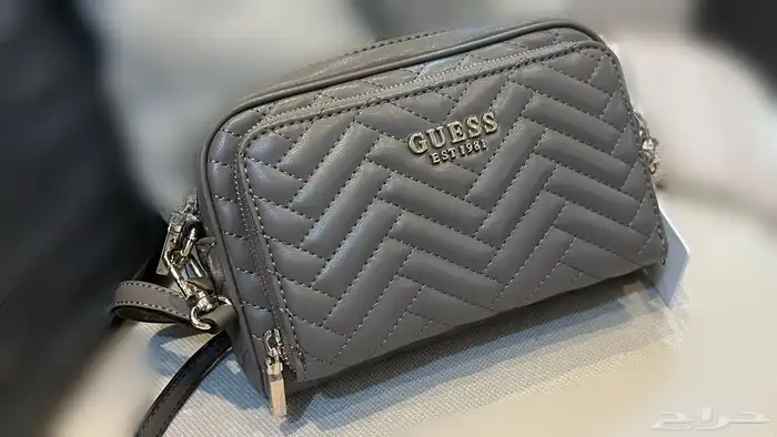 شنطة جديدة من ماركة GUESS 0