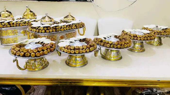 تجهيز صواني التمر والمضير والسمن 9