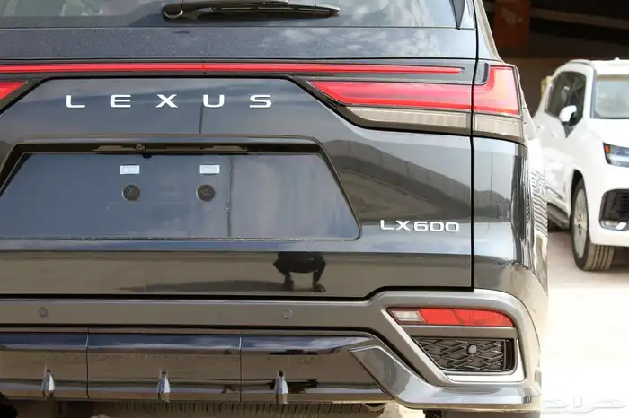 لكزس - LX600 F Sport - خليجي - 2025 - فل كامل - 25 سماعه 5