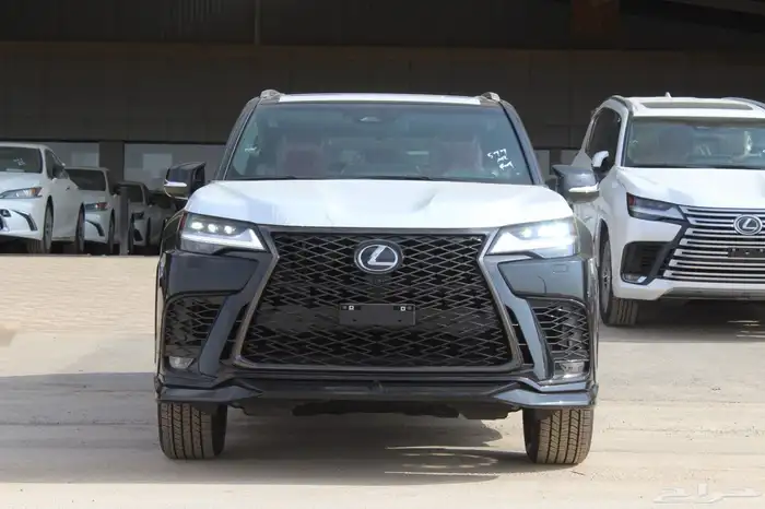 لكزس - LX600 F Sport - خليجي - 2025 - فل كامل - 25 سماعه 2