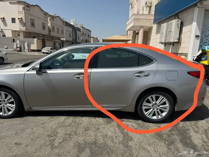 لكزس ES 250 سعودي موديل 2015 نظيفة ومناسبة للمستخدم 25