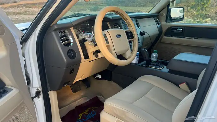 فورد اكسبيدشن نظيف 9