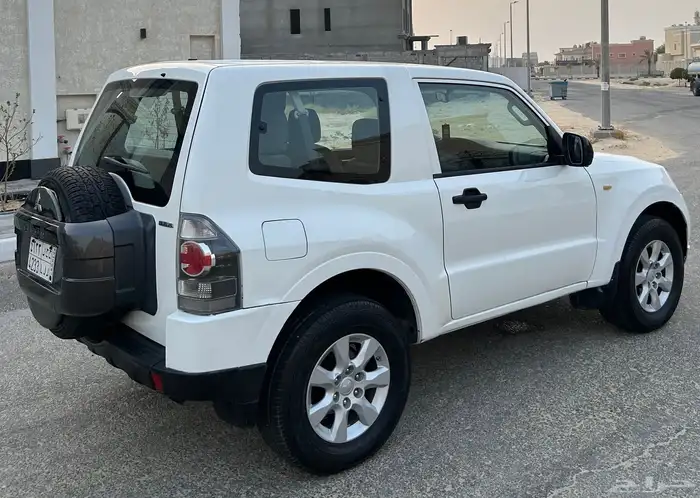 باجيرو 2014 4