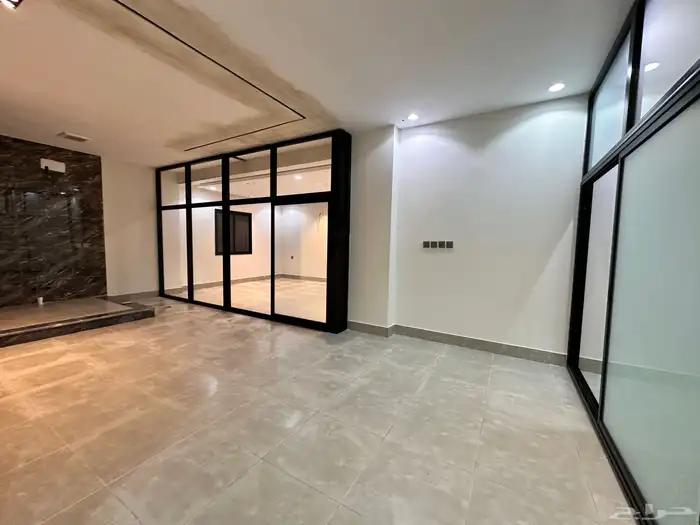للبيع دور ارضي تمليك في عماره مداخل خاصه 360 متر المحاله 1