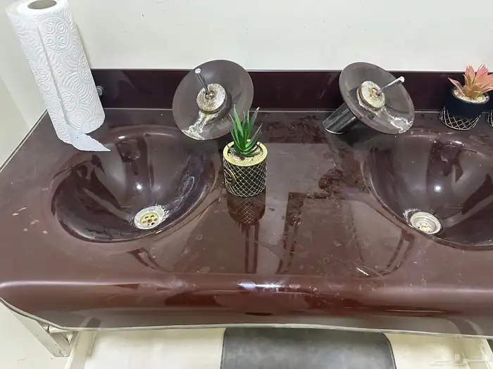 مغسله مع مرايات 0