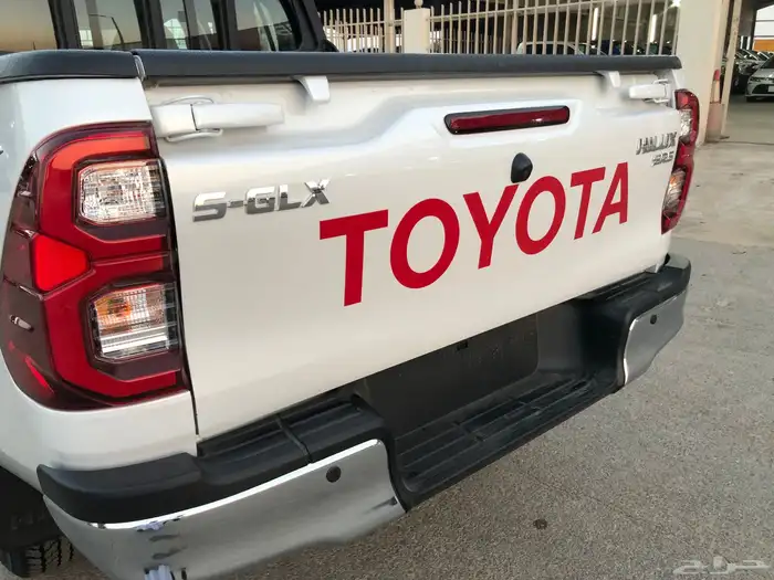 هايلوكس 2025 فل كامل تمتيك S_GLX بنزين دبل جديد 30
