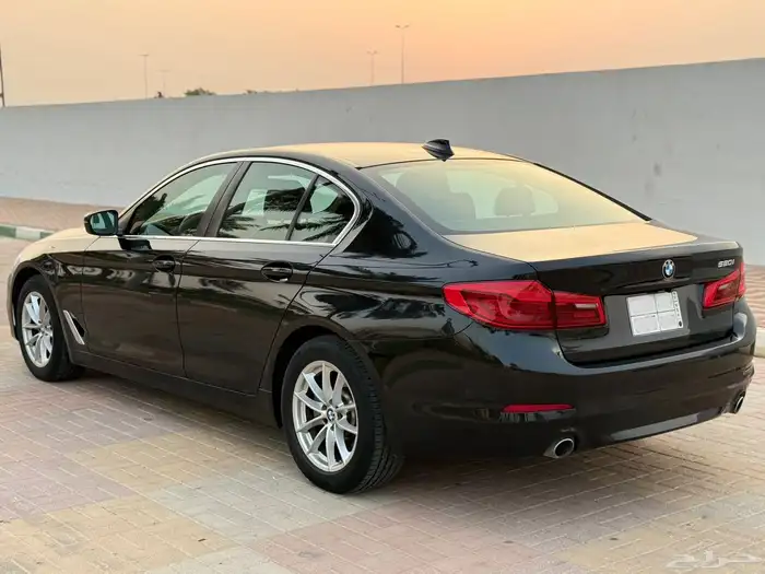 بي ام دبليو 2020 حجم 520 BMW 13