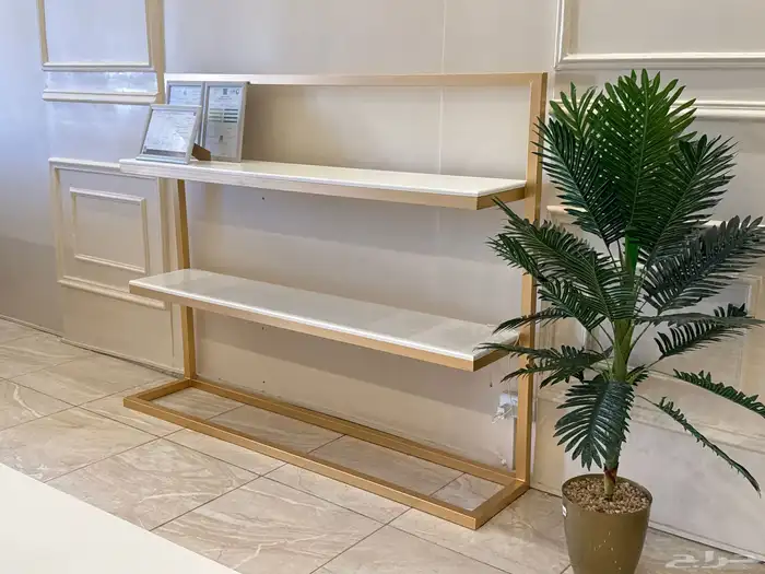 طاولات محل للبيع 4