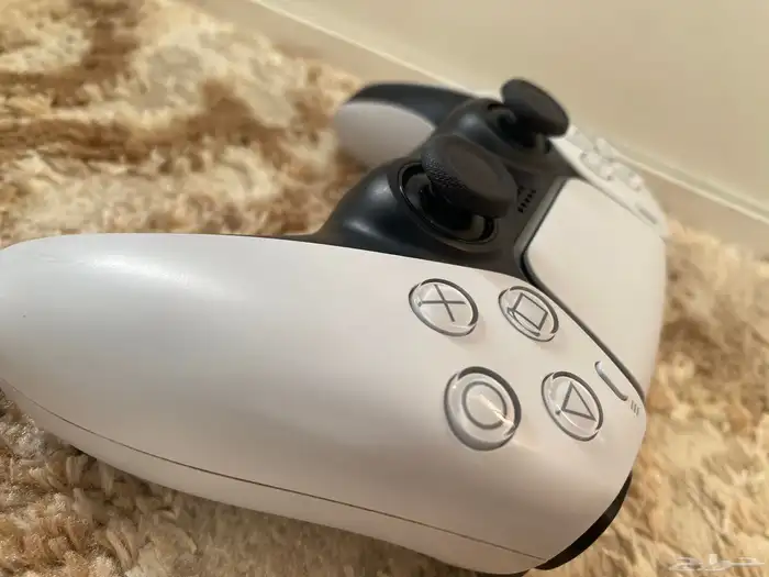 يد سوني 5 للبيع نظيف جدا 1
