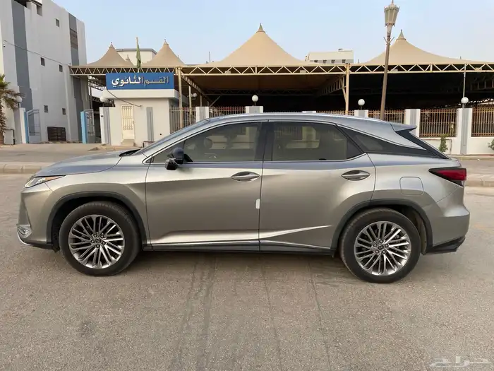 لكزس RX350 3.5L فل كامل 6 سلندر ممشى 26000 2