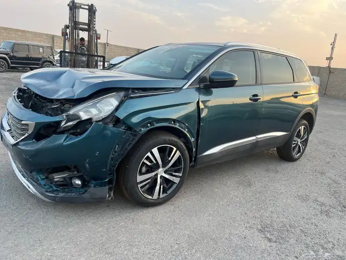 بيجوت 5008 2019 فل كامل مصدوم 4