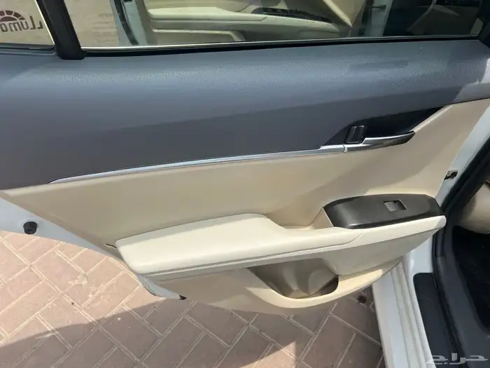 كامري 2021 سعودي بنزين GLE ممشى 102 الف قمة في النظافة 52