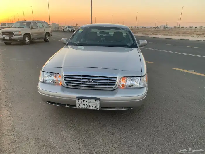 كراون فكتوريا 1