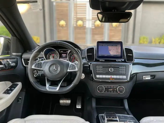 مرسيدس - GLE63 - 2019 - AMG - سعودي 17