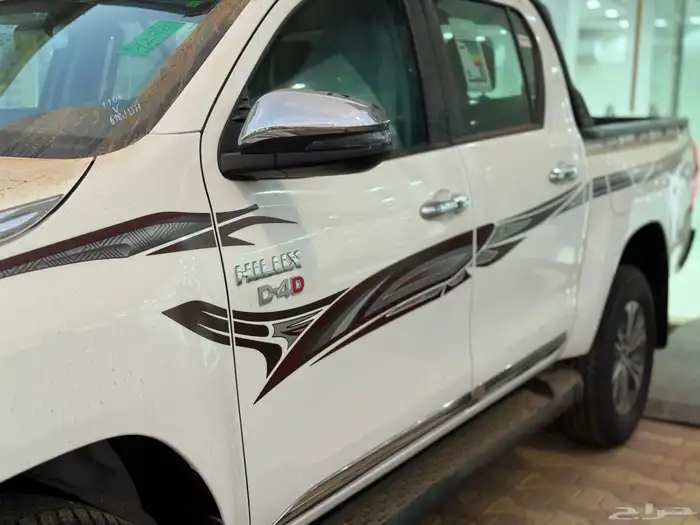 تويوتا هايلوكس غمارتين ديزل اوتوماتيك 2025 2