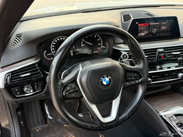 بي ام دبليو 2020 حجم 520 BMW 22