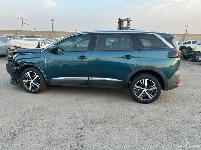 بيجوت 5008 2019 فل كامل مصدوم 3