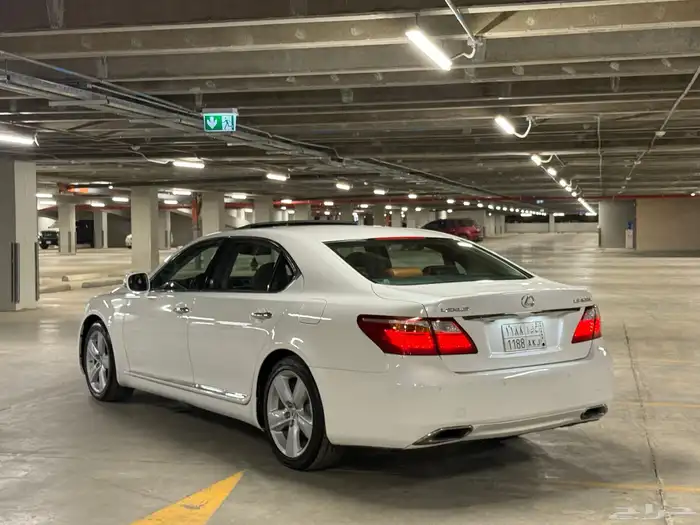 لكزس LS460 L 2012 ( سعودي ) 13