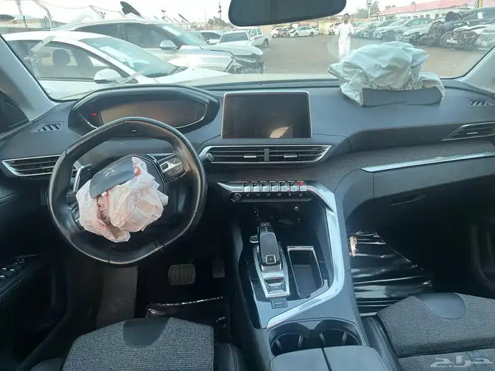 بيجوت 5008 2019 فل كامل مصدوم 20