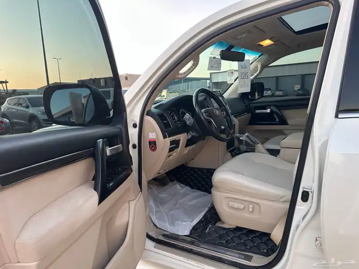 سعودي GXR 2021 تورينق بنزين 6 سلندر 18