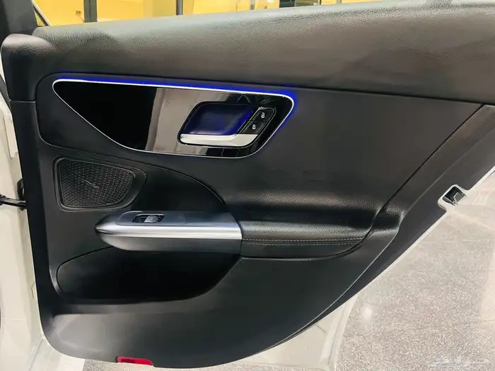مرسيدس 2022 - C300(بحالة الوكالة) 15