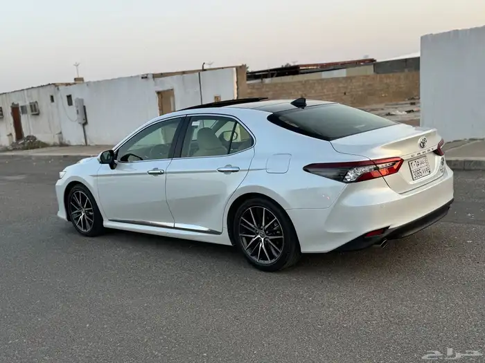 كامري 6 سلندر موديل 2023 3