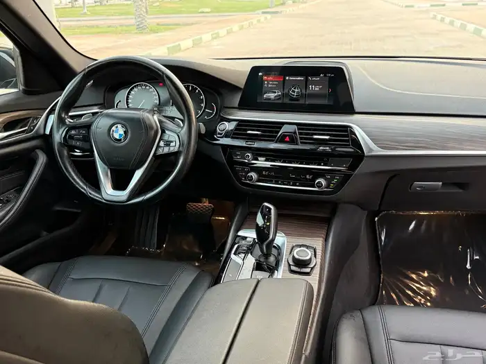 بي ام دبليو 2020 حجم 520 BMW 26