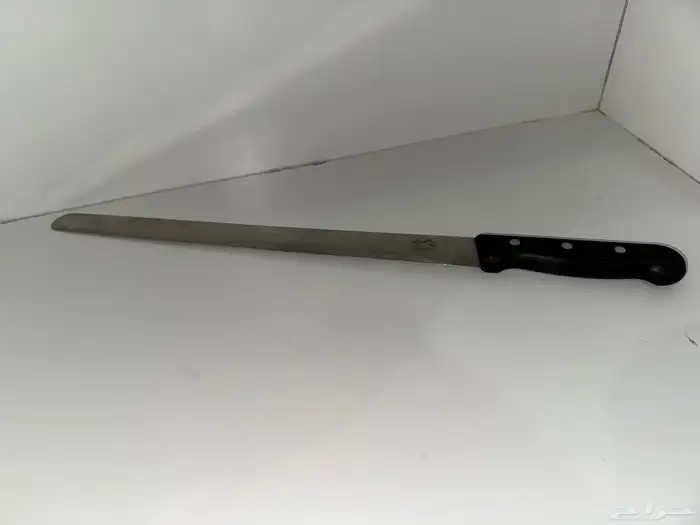 سكين طويلة معدن مرن صناعة سويسري ماركة VICTORINOX 0