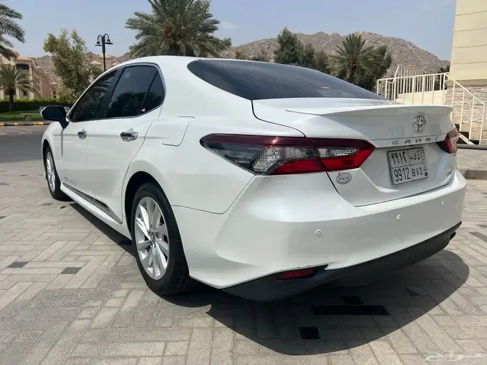 كامري 2021 سعودي بنزين GLE ممشى 102 الف قمة في النظافة 31