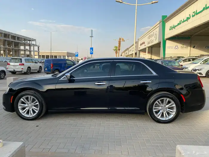 كرايزلرC300 6