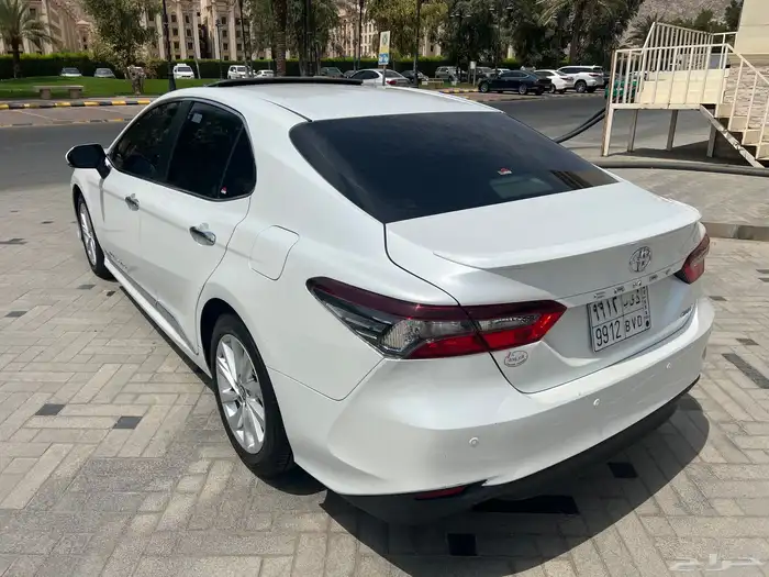 كامري 2021 سعودي بنزين GLE ممشى 102 الف قمة في النظافة 30