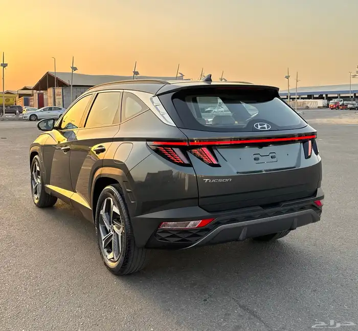 توسان 2021(بنزين)مكينه 1600cc اعلا مواصفات بدون بنورما للبيع 3