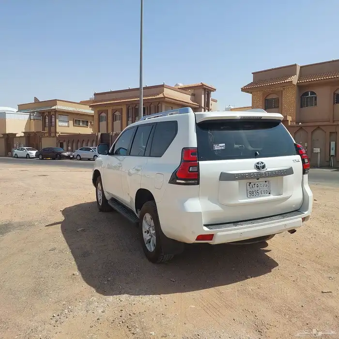النوع   تايوتا برادو 4 سلندر (TXL) - دبل 2