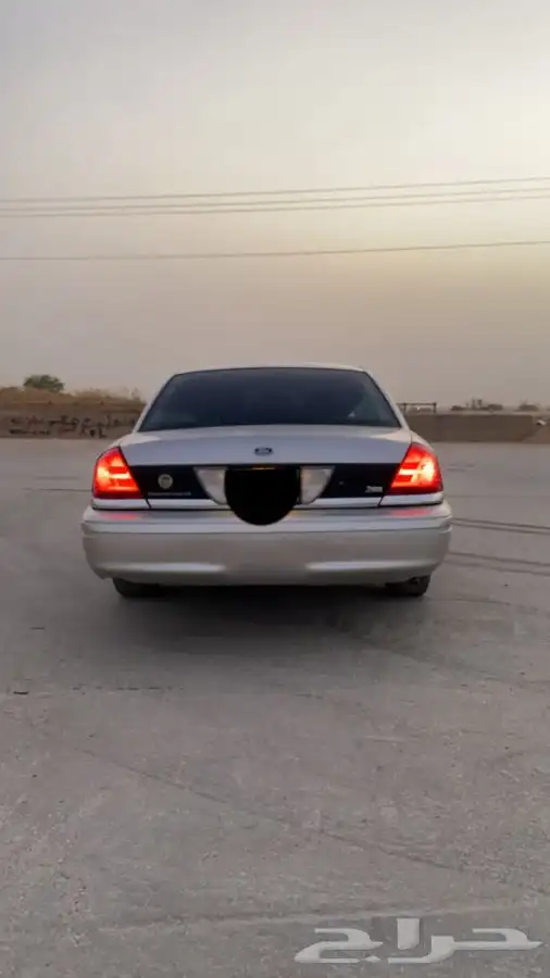 فورد كراون فكتوريا 2011 نظيف 5