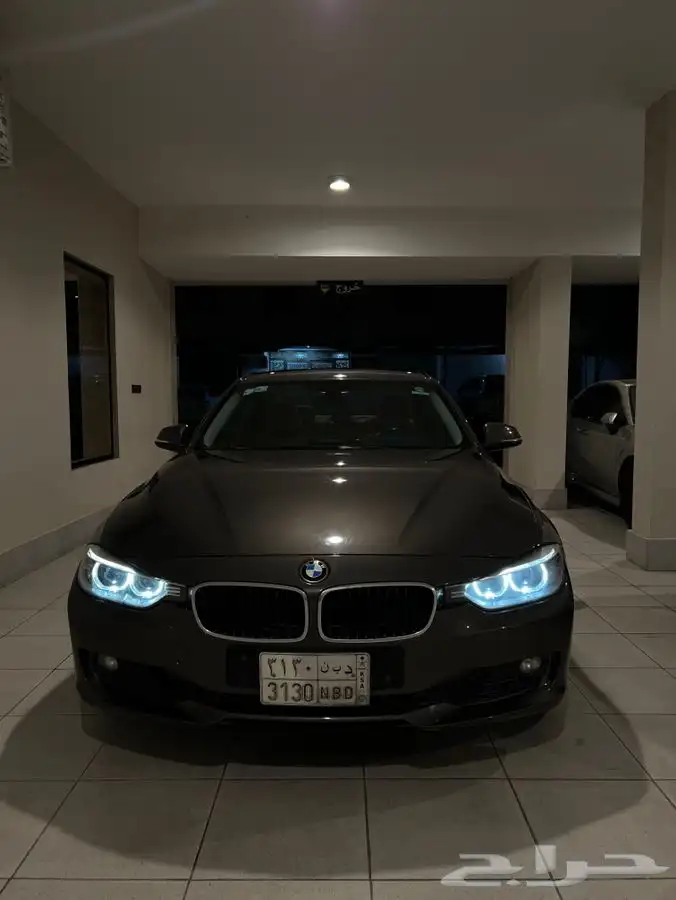بي ام دبليو 320 (2014) 19