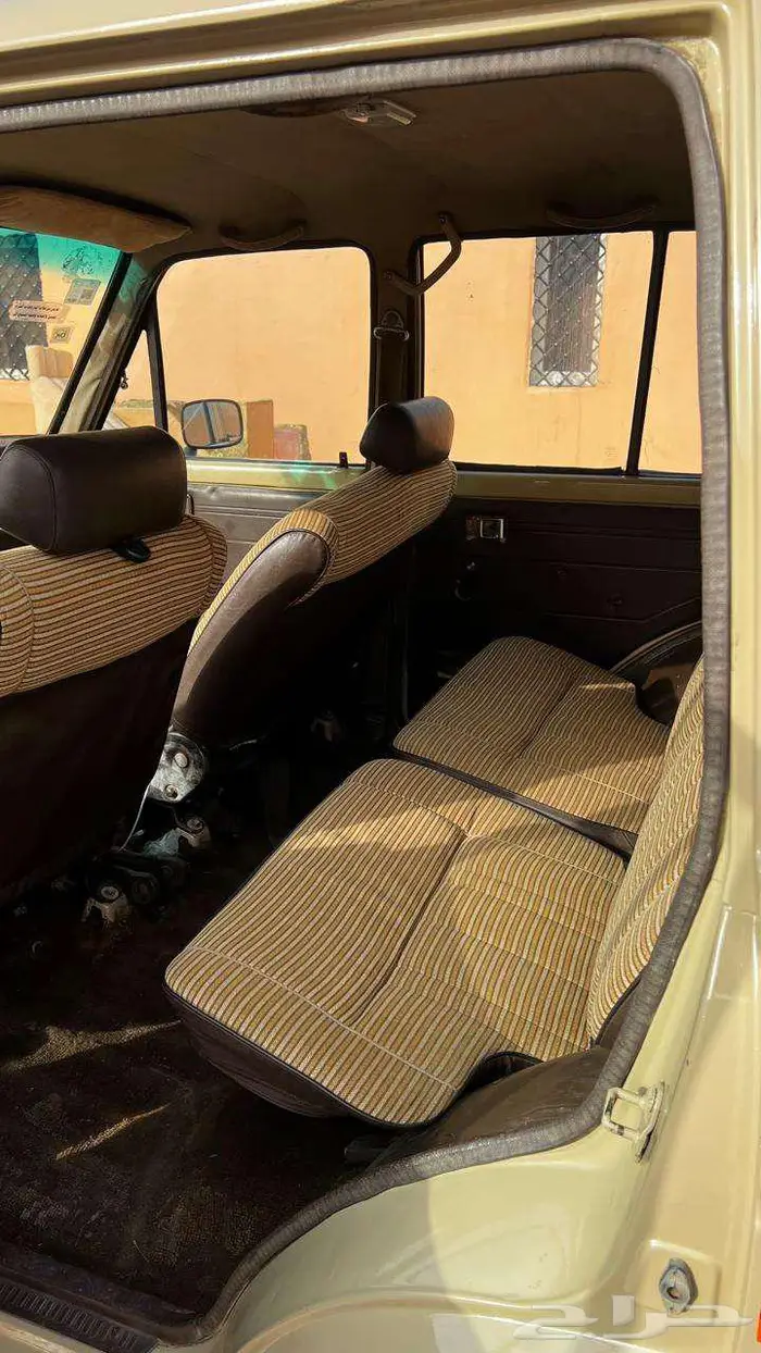 صالون 82 FJ60 10