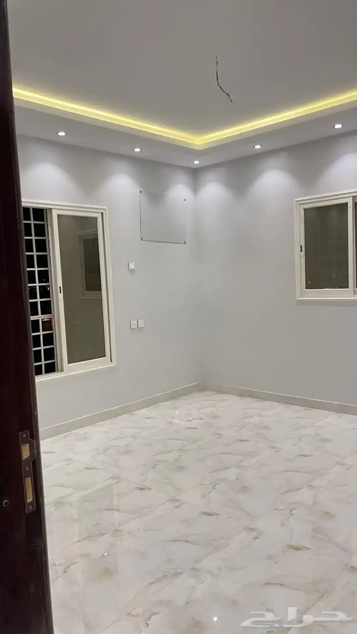 شقه كبيره المنسك 6 غرف للبيع 0