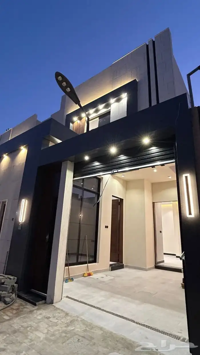 دور ارضي للبيع حي البيان 1