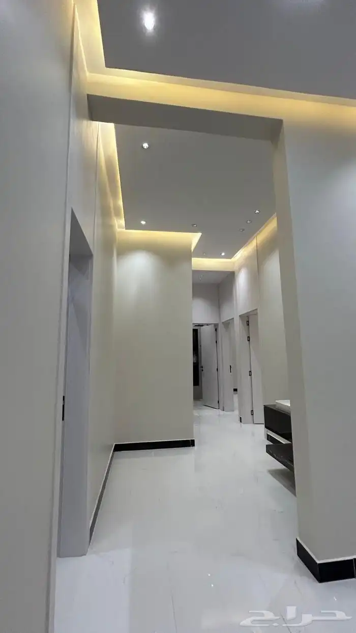 دور ارضي للبيع حي البيان 6