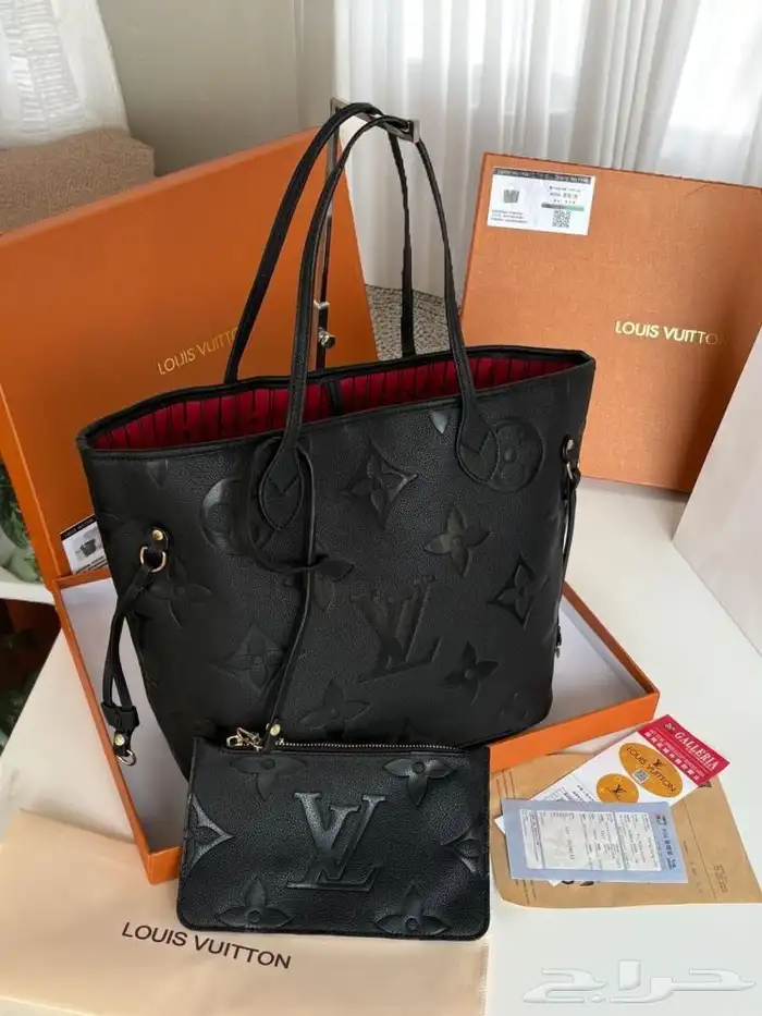 شنط نسائيه 42
