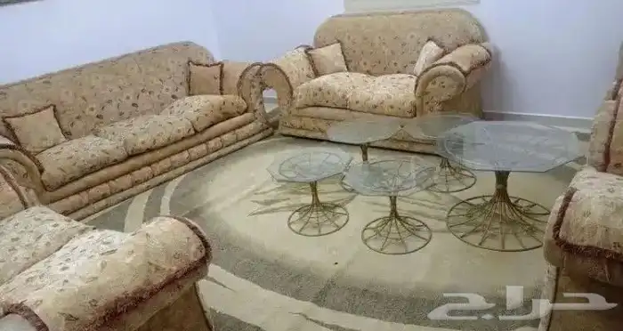 مجموعة عفش وَ أغراض للبيع 7