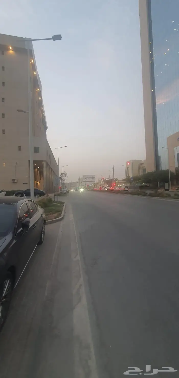 شقه في حي المربع موقع مميز للبيع 4