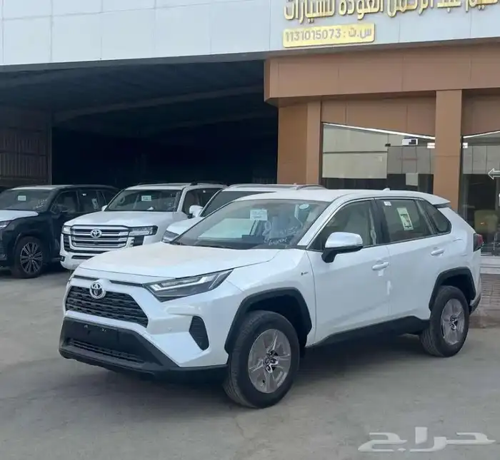 تويوتا راف فور هايبرد 2025 لدى العوده للسيارات 0