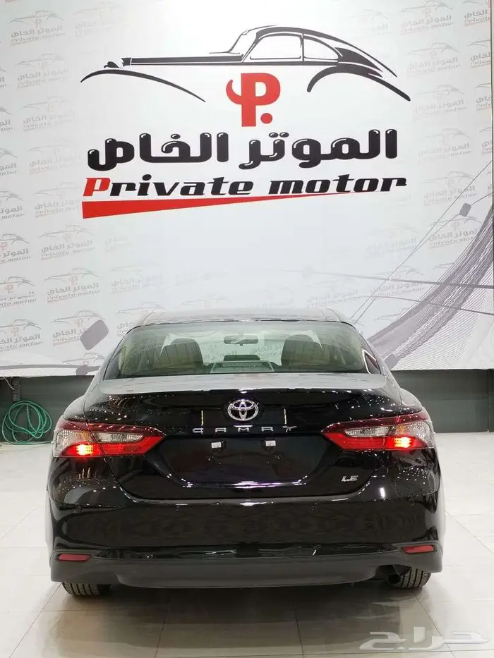 تويوتا كامري 2024 ستاندر( جديد اصفار )اسود 3