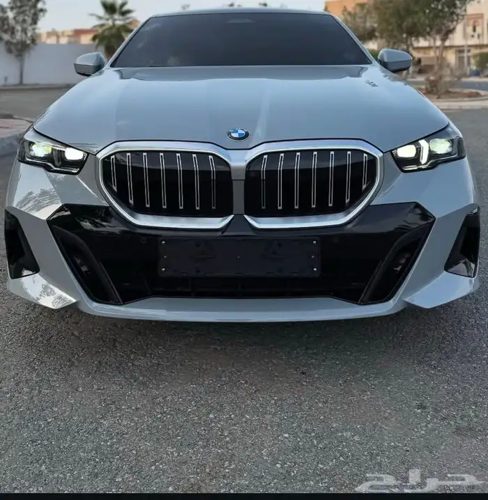 تم البيع  بي ام دبليو 5