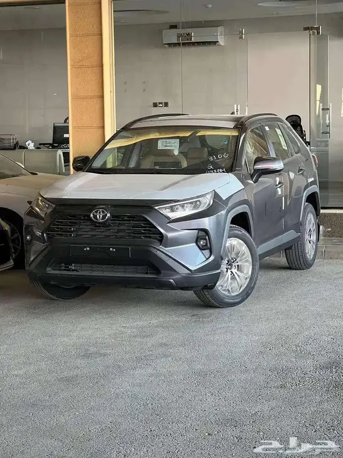تويوتا راف فور XLE نص فل بنزين 2025 متوفر لدى الحسن 0