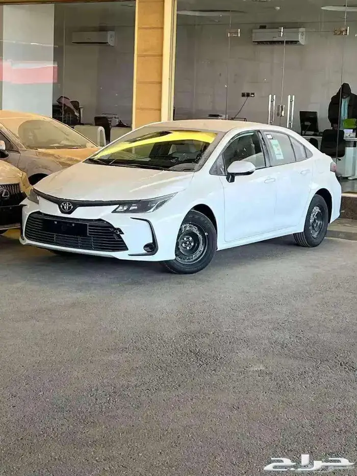 تويوتا كورولا 1.6 ستاندر طيس 2025 بقسط 990 لدي الحسن 0