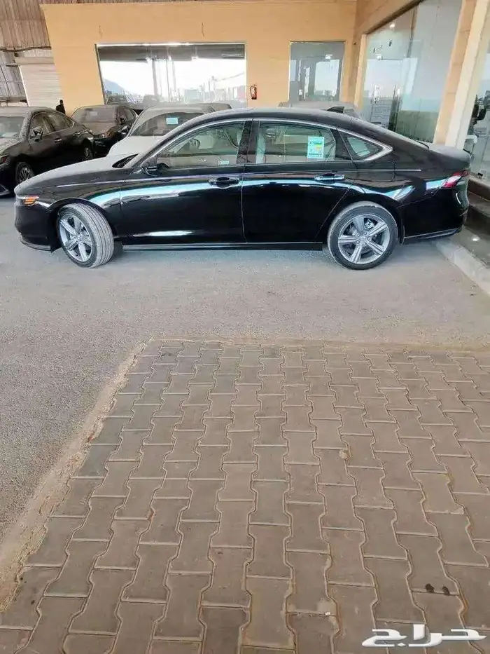 هوندا أكورد EX نص فل 2025 بقسط 1890 لدى الحسن 1